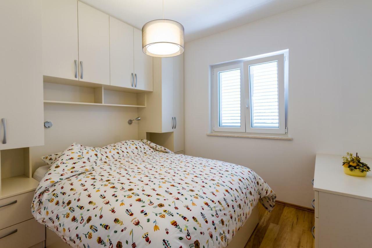 Apartman Orlando Zrnovo Exterior foto